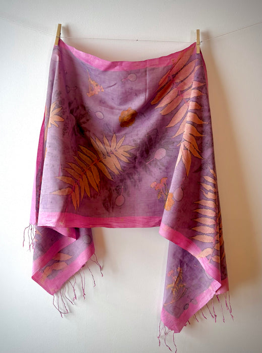 Écharpe en soie matka, couleur et impression botanique